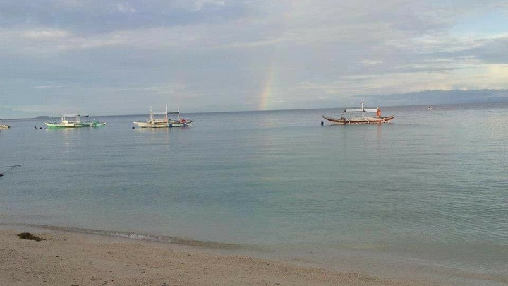 Calm waters at Moalboal