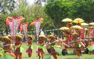 Sinanggiyaw Festival